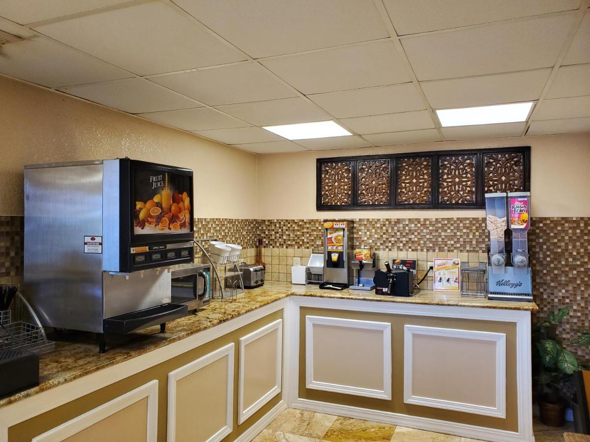 Super 8 By Wyndham Little Rock/North/Airport Hotel North Little Rock Exterior photo